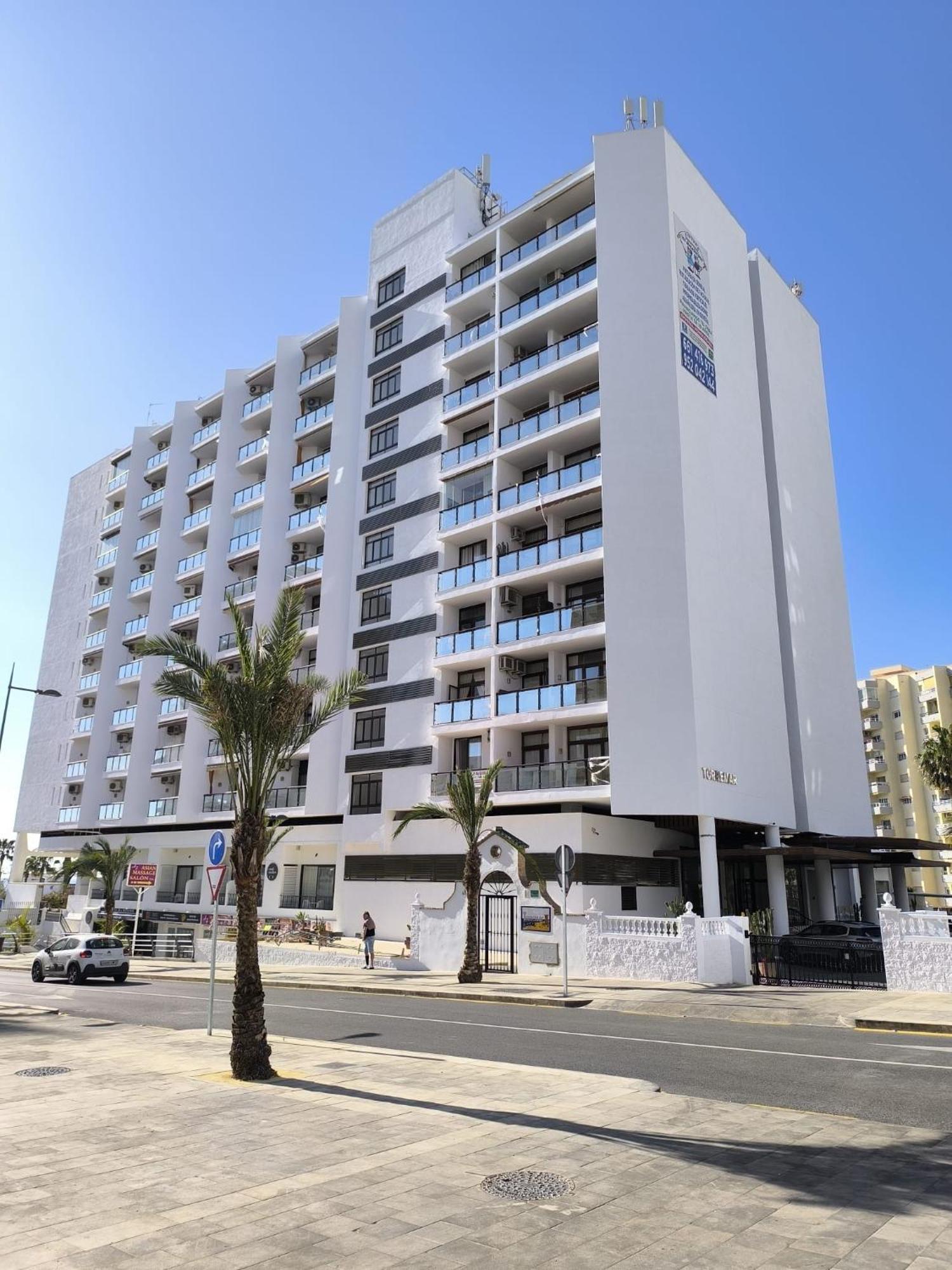 Апартаменти Estudio Puerto Marina Бенальмадена Екстер'єр фото